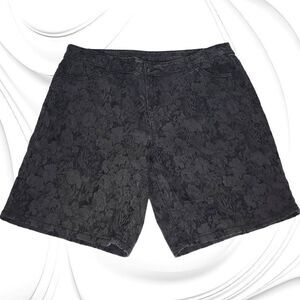 Vera Wang black/gray floral print walking shorts
